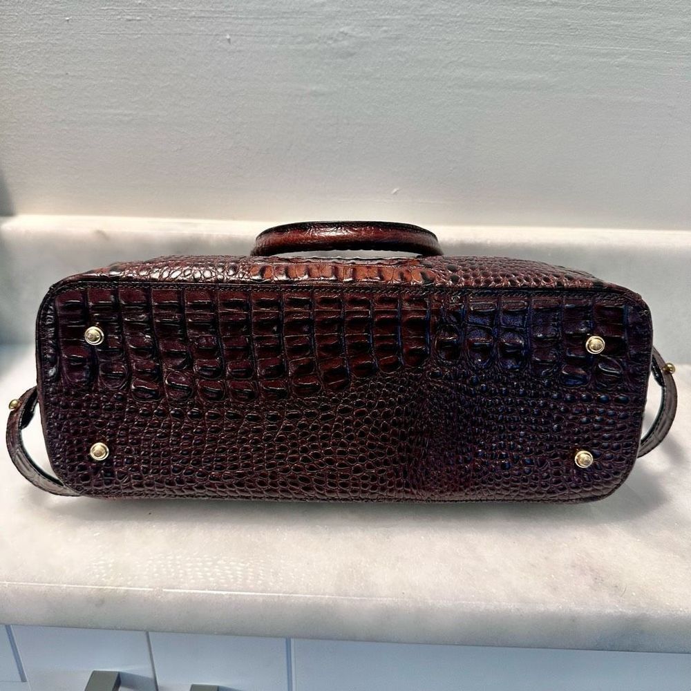 Brahmin Handbag Two Way Strap Crocodile Embossed Brown Like New - Picture 7 of 7